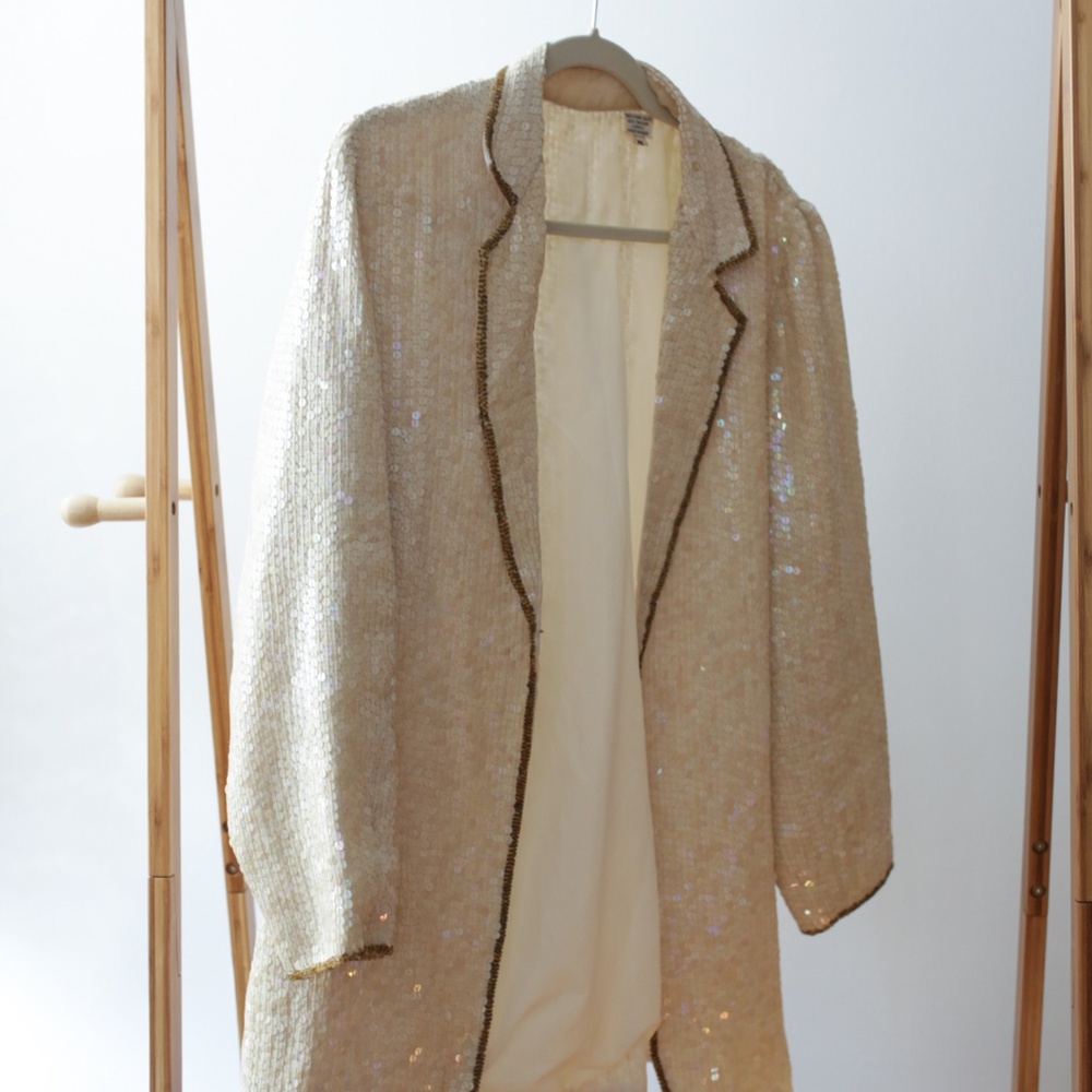 Vintage White sequence blazer